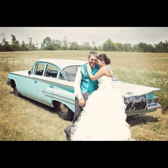 Meet Your Posher - Picture 4 of 4